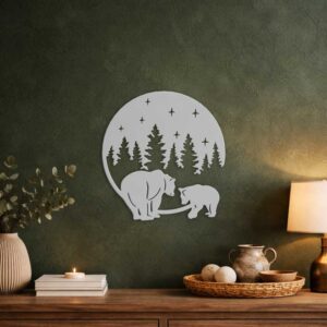 Decoratiune Metalica Perete Urs cu Pui si Padure – 31 x 29 cm
